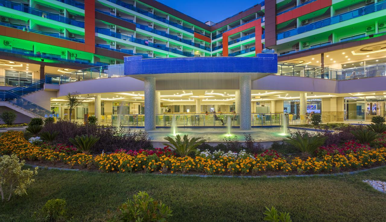 Lonicera & Hotel 5*